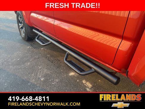 Used 2018 Toyota Tacoma TRD Sport image 10