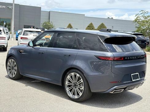 New 2026 Land Rover Range Rover Sport Dynamic SE AWD/4WD image 3