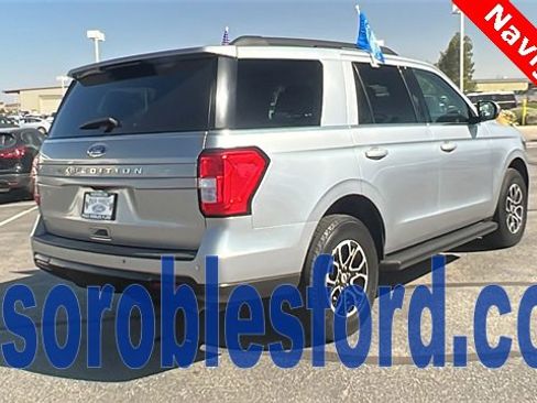 Certified 2024 Ford Expedition XLT image 3