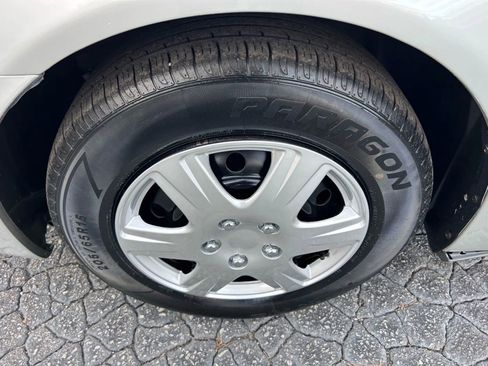 Used 2005 Toyota Camry LE image 28