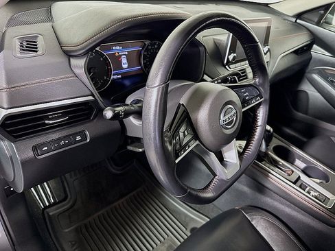 Used 2019 Nissan Altima 2.5 SR w/ SR Premium Package AWD/4WD image 9