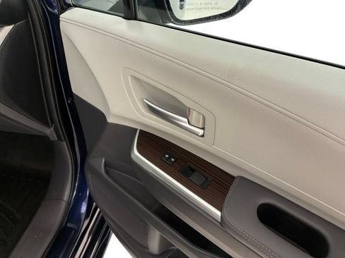 Used 2022 Toyota Sienna XLE FWD image 15