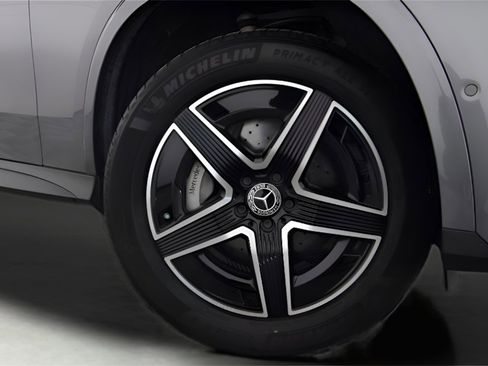 Used 2023 Mercedes-Benz GLC 300 4MATIC image 10