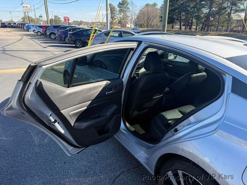 Used 2020 Nissan Altima 2.5 SR image 11