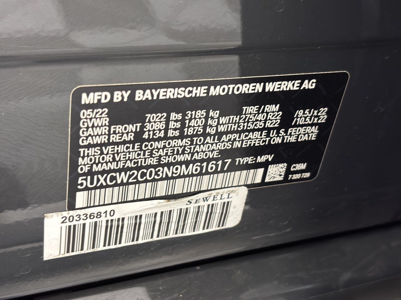 Used 2022 BMW X7 xDrive40i w/ M Sport Package AWD/4WD image 32
