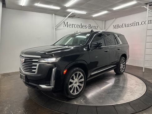 Used 2021 Cadillac Escalade Premium Luxury Platinum image 3