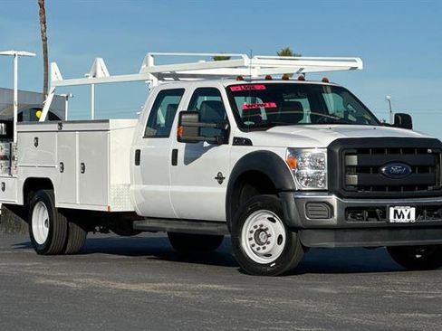 Used 2015 Ford F550 XL image 2
