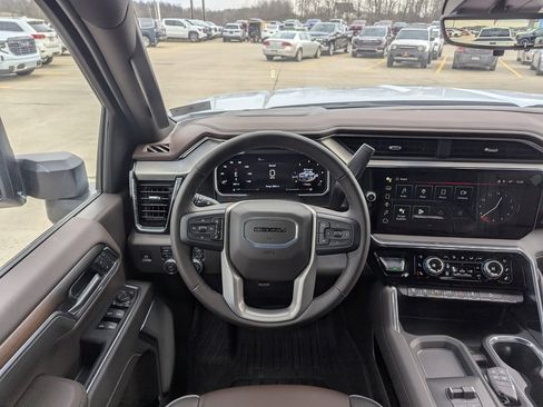 New 2026 GMC Sierra 2500 Denali w/ Technology Package image 3