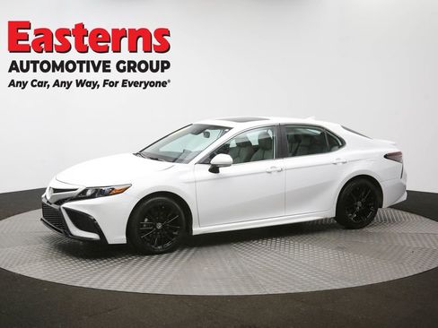 Used 2024 Toyota Camry SE w/ Cold Weather Package image 57