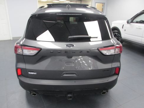 Used 2022 Ford Escape SEL w/ SEL Stealth AWD Package image 5