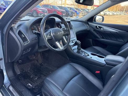 Used 2019 INFINITI Q50 Luxe w/ Essential Package (3.0T Luxe) image 11