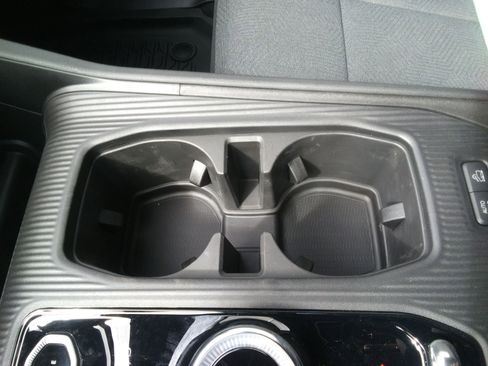 New 2026 Jeep Cherokee Laredo AWD/4WD image 18