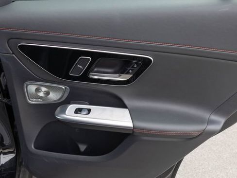 Certified 2025 Mercedes-Benz GLC 43 AMG 4MATIC image 18