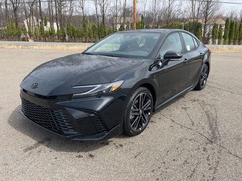 Used 2026 Toyota Camry XSE FWD image 2