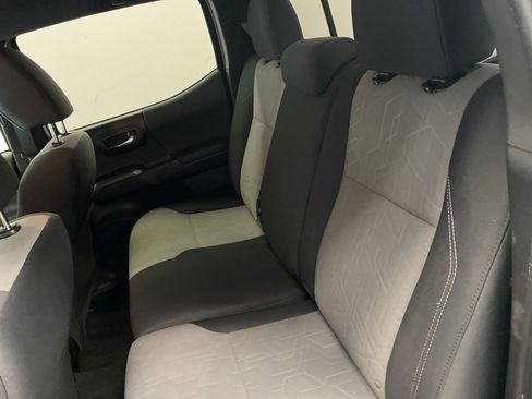 Used 2023 Toyota Tacoma TRD Off-Road w/ Technology Package image 11