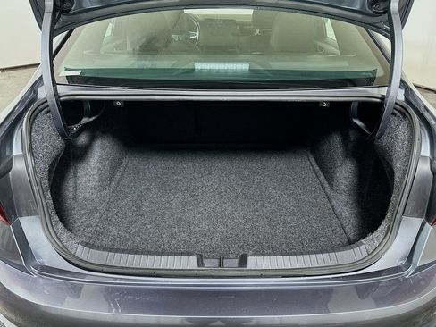Used 2025 Volkswagen Jetta Sport FWD image 28