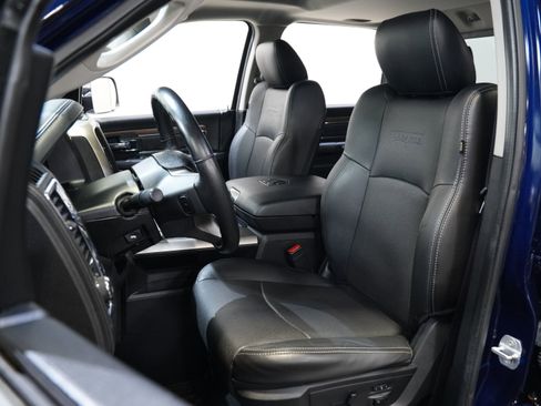 Used 2014 RAM 1500 Laramie w/ Trailer Tow Group image 30