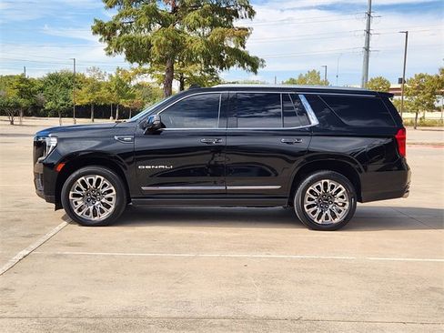 Used 2023 GMC Yukon Denali Ultimate image 4