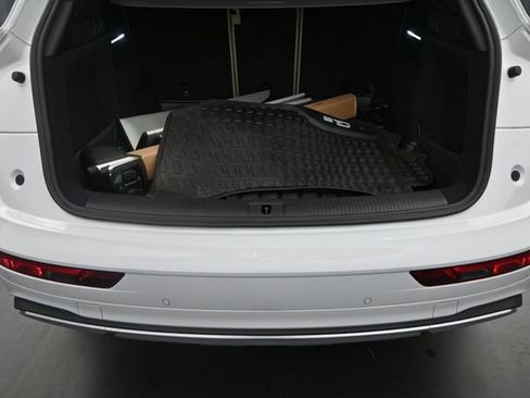 Used 2025 Audi Q5 2.0T Premium Plus w/ Premium Plus Package AWD/4WD image 27