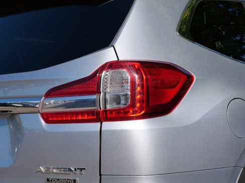 Used 2022 Subaru Ascent Touring AWD/4WD image 8