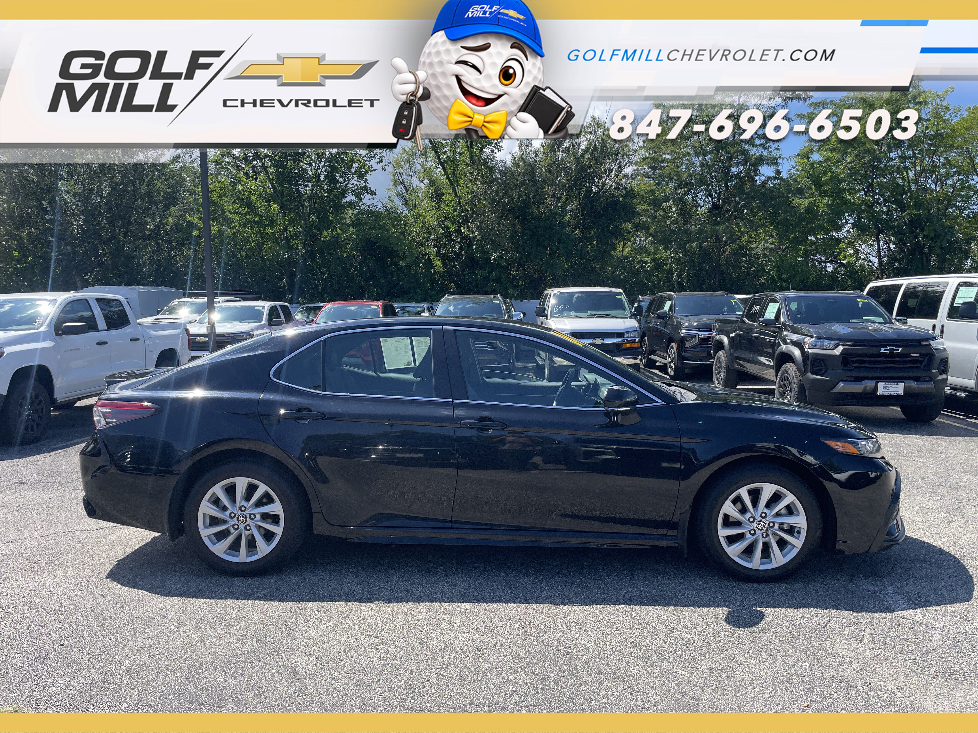 Used 2024 Toyota Camry SE FWD image 6