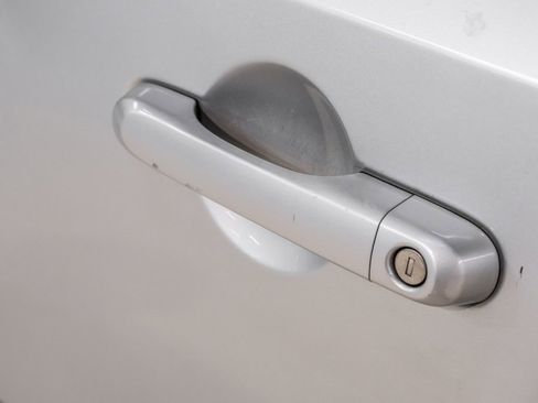 Used 2017 Jeep Renegade Altitude image 42