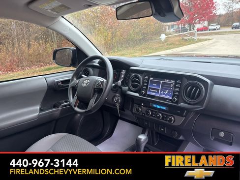 Used 2022 Toyota Tacoma SR image 30