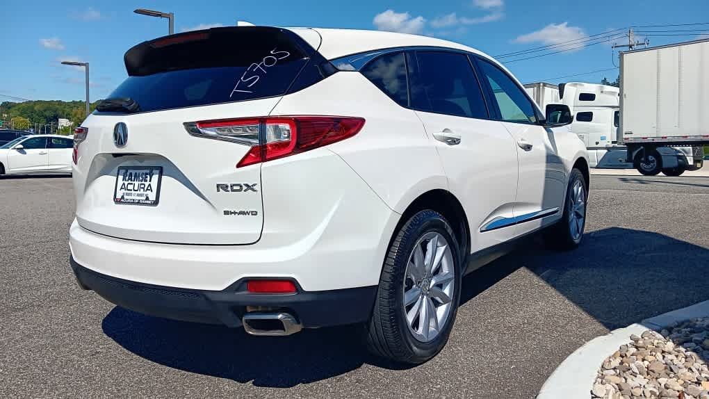 Used 2024 Acura RDX SH-AWD image 5