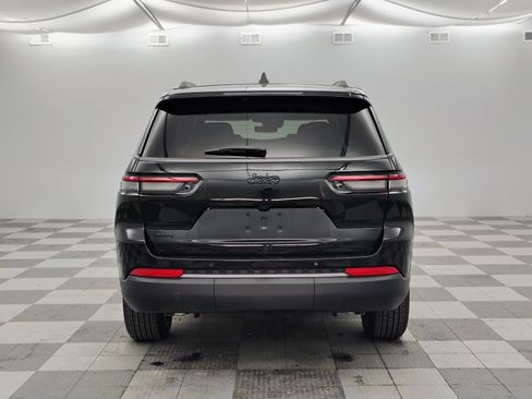 New 2026 Jeep Grand Cherokee L 4WD image 10