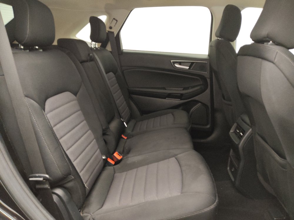 Used 2022 Ford Edge SE w/ Black Appearance Package AWD/4WD image 19