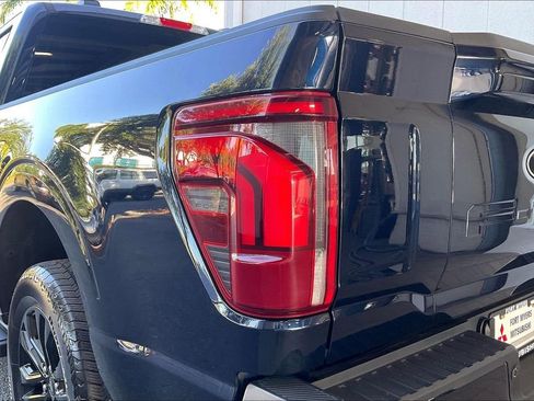 Used 2024 Ford F150 Lariat w/ Bed Utility Package AWD/4WD image 17