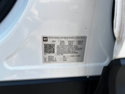 Used 2023 Chevrolet Equinox LT w/ LPO, Floor Liner Package image 33