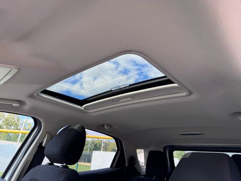 Used 2020 Ford EcoSport SE image 13