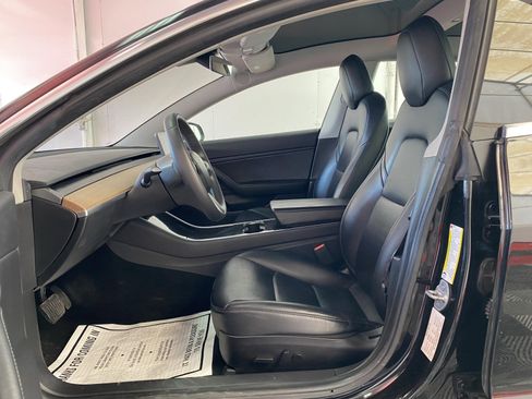 Used 2019 Tesla Model 3 Performance image 20