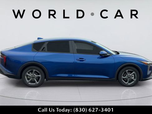 Used 2025 Kia K4 FWD image 4