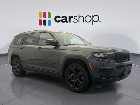 Used 2023 Jeep Grand Cherokee L Altitude AWD/4WD image 7