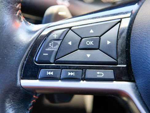 Used 2023 Nissan Altima 2.5 SR w/ SR Premium Package FWD image 13