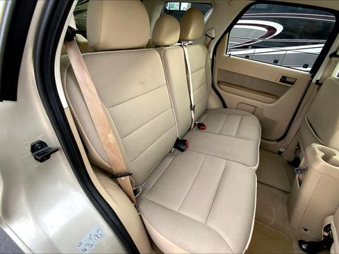 Used 2012 Ford Escape XLT FWD image 18
