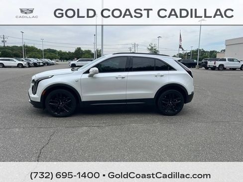 Used 2021 Cadillac XT4 Sport AWD/4WD image 2