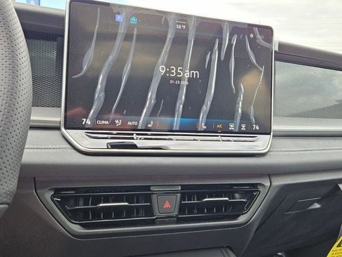 New 2026 Volkswagen Tiguan SE R-Line image 20