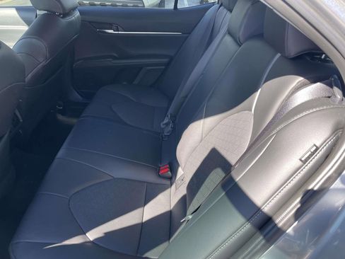 Used 2022 Toyota Camry XSE image 17