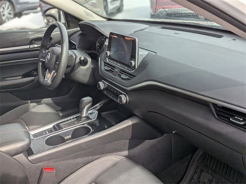 Used 2021 Nissan Altima 2.5 SV image 36