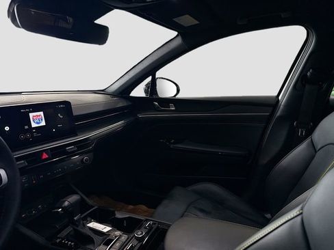 Used 2025 Kia K5 GT image 25