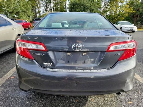 Used 2012 Toyota Camry LE image 5