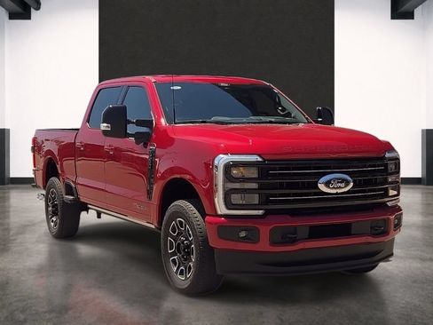 Used 2025 Ford F250 Platinum AWD/4WD image 6