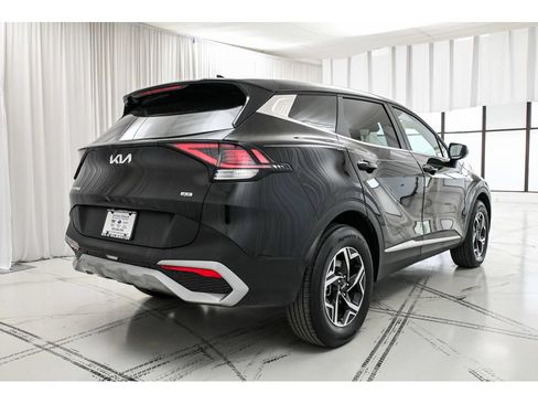 Certified 2023 Kia Sportage LX AWD/4WD image 7