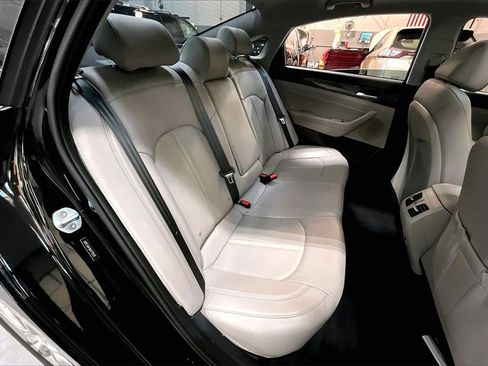 Used 2019 Hyundai Sonata Limited image 19