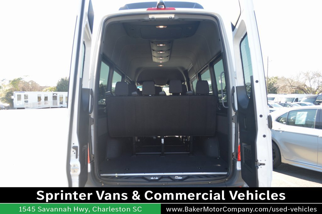 Used 2025 Mercedes-Benz Sprinter 2500 image 42