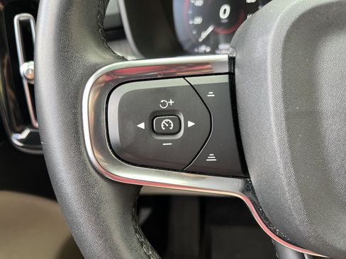 Used 2022 Volvo XC40 T5 Inscription w/ Advanced Package AWD/4WD image 22