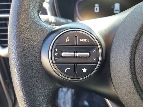 Used 2024 Kia Soul LX w/ Option Group 015 image 11